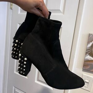 Steve Madden Black Ankle Boots with Pearl Embellished Heels size 10